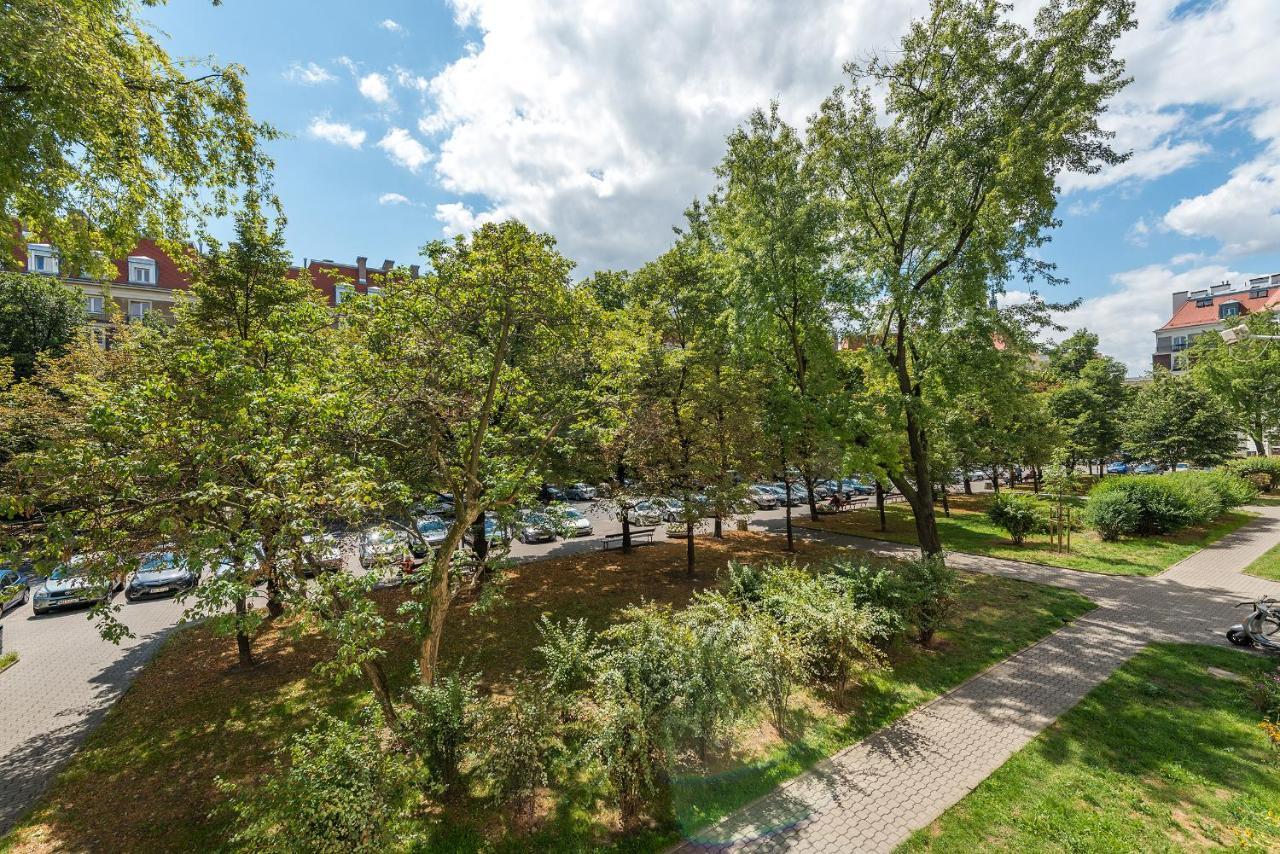 Zbawiciela Square P&O Serviced Apartments Варшава Екстер'єр фото